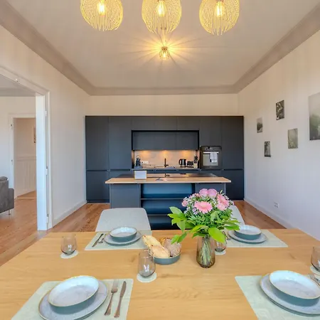 Schlossberg Residences - Design City-apartment Im Herzen Von Apartman