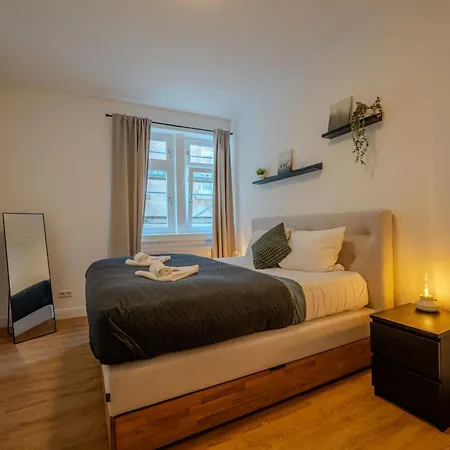 Schlossberg Residences - Design City-apartment Im Herzen Von *