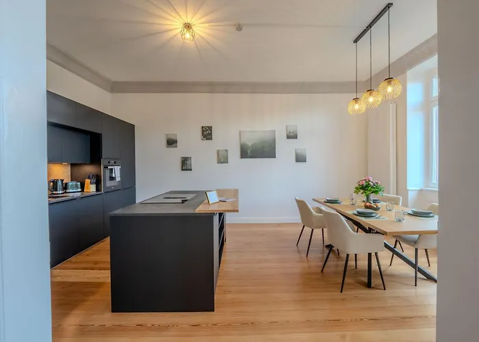 Schlossberg Residences - Design City-apartment Im Herzen Von Apartman