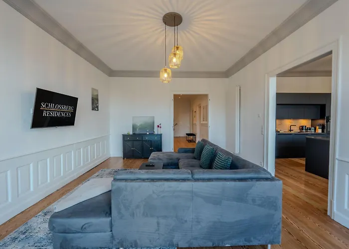 Schlossberg Residences - Design City-apartment Im Herzen Von Apartman